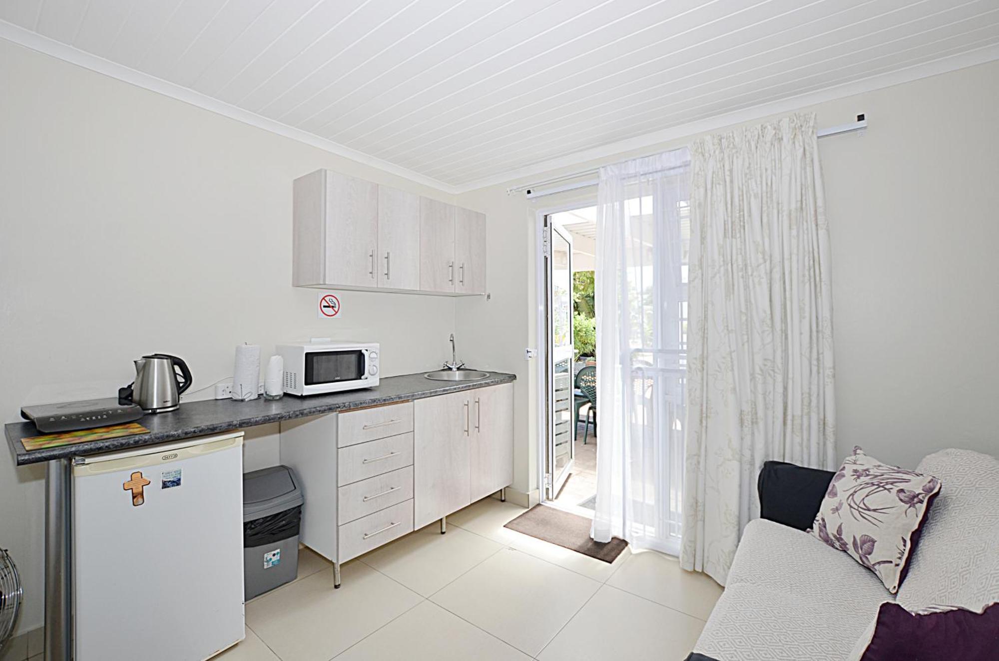Arum Field Accommodation Table View Exterior foto